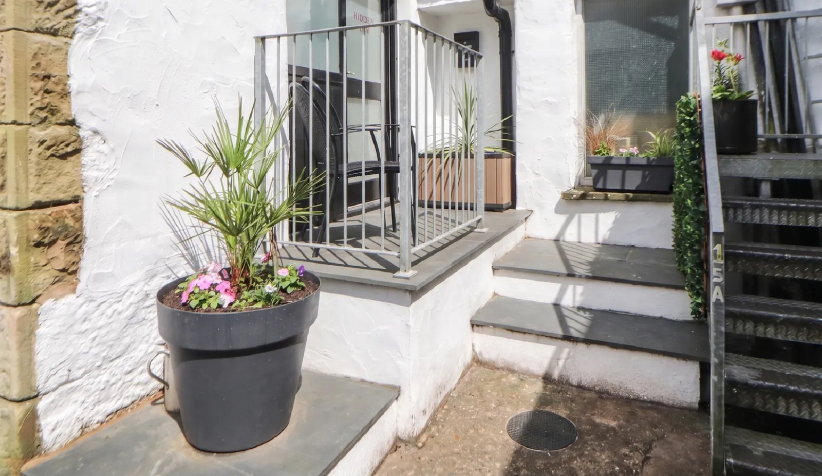 Hidden View Self Catering apartment in Windermere